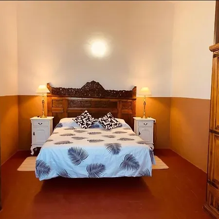 Masia La Bomba * El Masnou